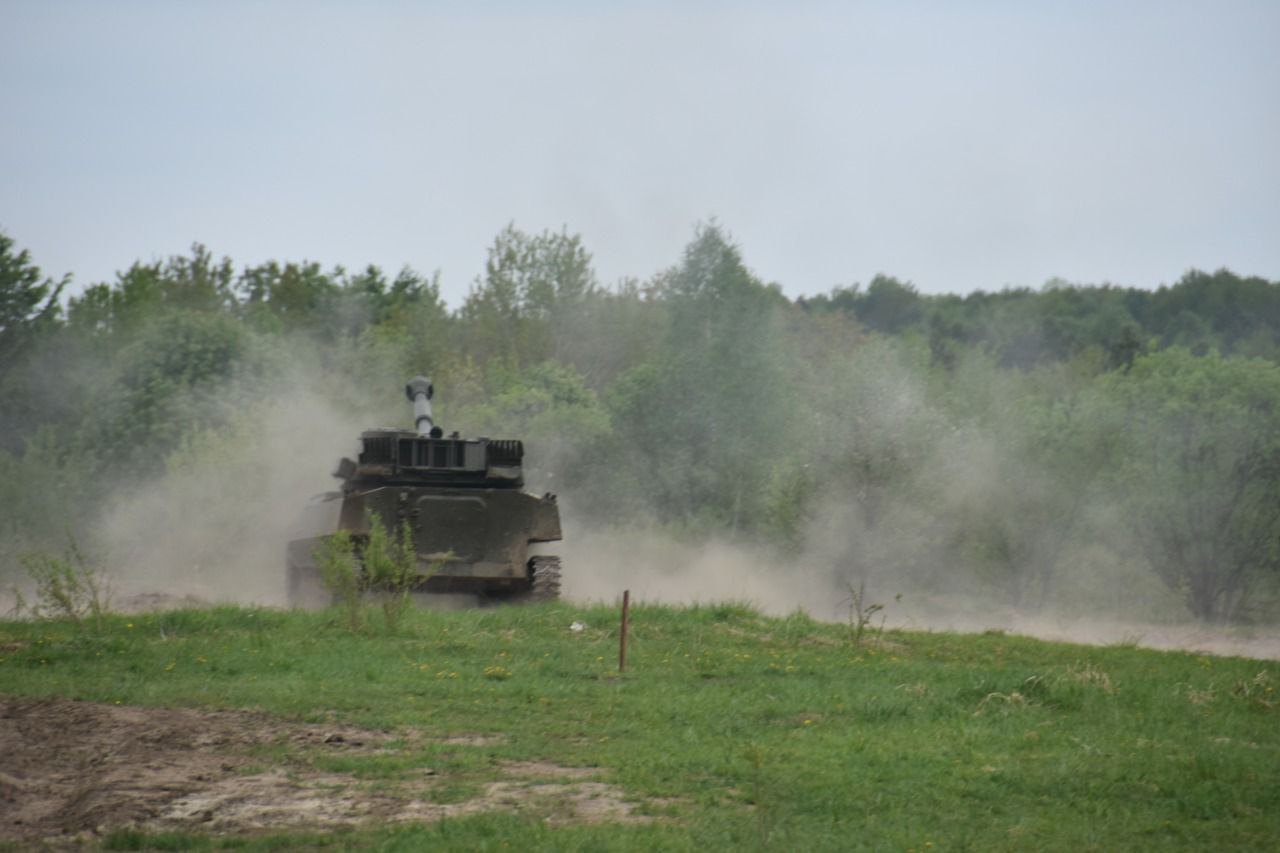 Фото: в ЗСУ показали тренування бійців на американських БТР