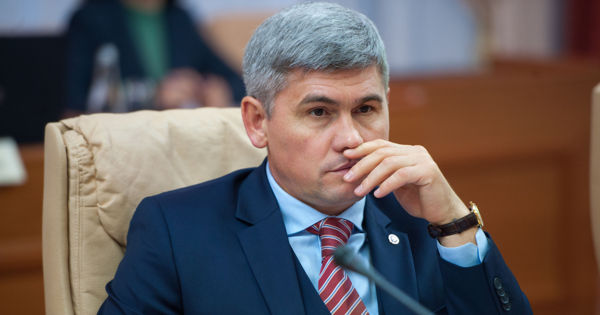 В Молдове проводят обыски у бывшего главы МВД