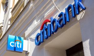 Некоторые иностранные банки возобновили наем сотрудников в рф