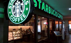 Starbucks таки продает бизнес на россии