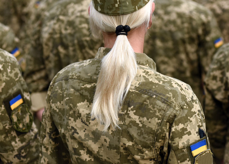Міноборони прокоментувало чутки про обмеження на виїзд жінок через мобілізацію