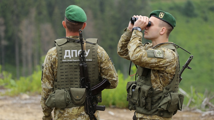 Из Украины за прошедшие сутки выехали более 35 тысяч человек: какие сегодня очереди на границе