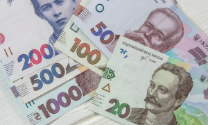 Готівкові розрахунки в Україні: на 1 жовтня в обігу ₴727,9 млрд, - Нацбанк