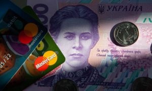 Решение суда: ПриватБанк продаст портфель карточных долгов на 2 млрд. грн