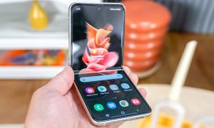 Samsung поставила около 10 миллионов складных смартфонов в 2021 году