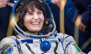 Европейская астронавтка выйдет в космос с россиянином, развернувшим «флаги» террористов
