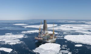 Санкции больно ударили по добыче нефти на российском Сахалине