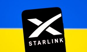 Польша передала Украине 5 тысяч антенн для Starlink
