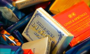 Производитель швейцарского шоколада ушел с российского рынка