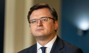 Кулеба поговорил с Блинкеном и призвал США передать дальнобойные ракеты