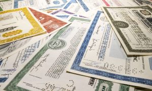 Банки США возобновили работу с ценными бумагами российских компаний: что известно