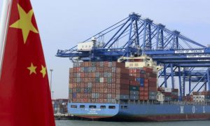Помог экспорт на россию: Китай рекордно нарастил выручку от торговли