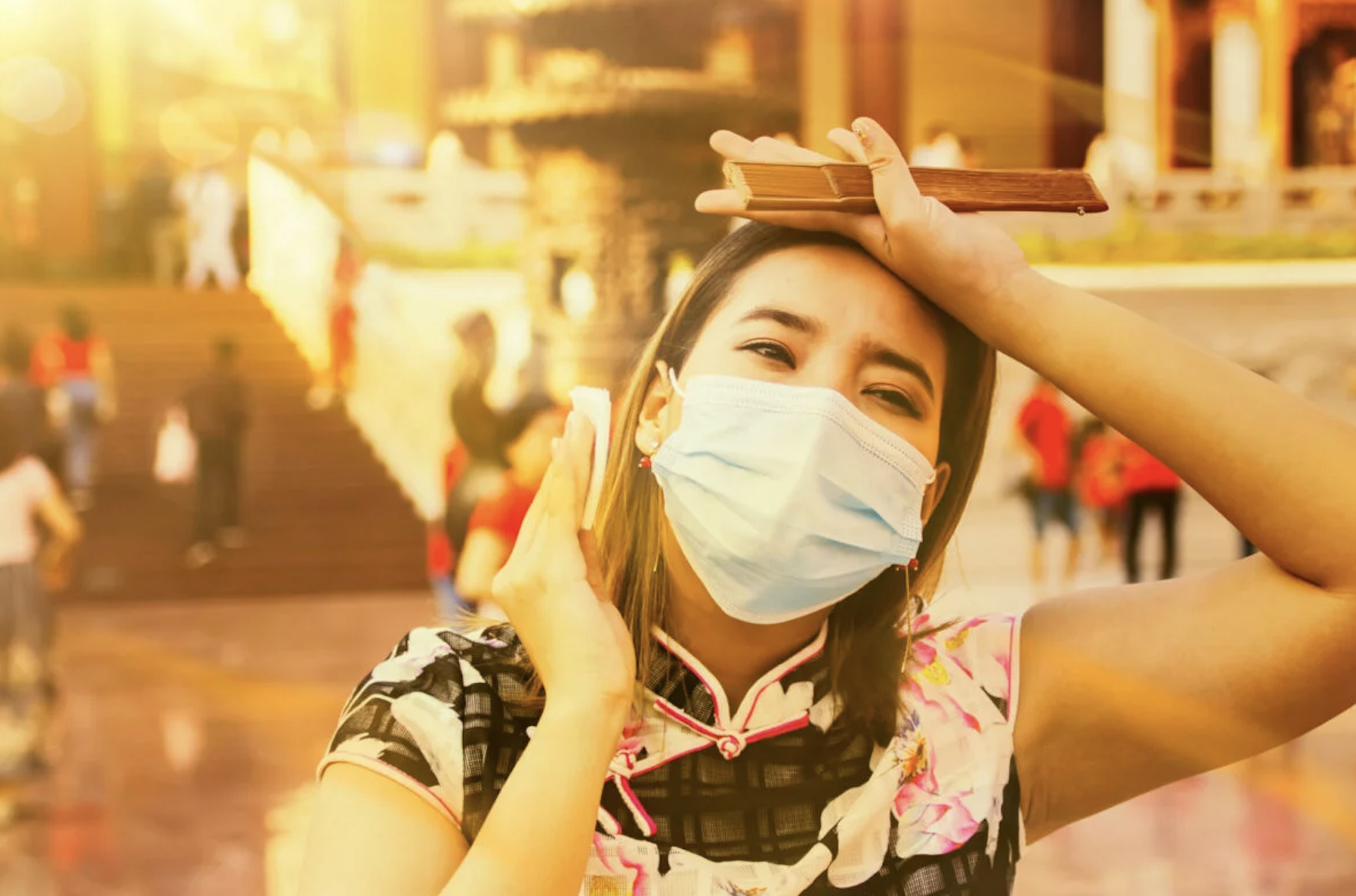 Из-за жары в Китае остановились заводы Apple и Tesla. Чтобы вызвать дождь, используют дрон