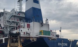 Судно с украинским зерном прибыло в Стамбул