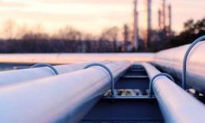 Венгерская компания оплатила транзит российской нефти через Украину: что известно