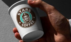 Starbucks в россии стал Stars Coffee. На логотипе вместо русалки – женщина в кокошнике