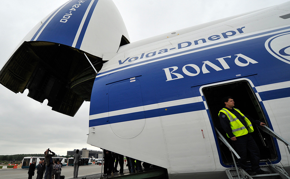 Крупнейший грузовой авиаперевозчик россии уволит половину пилотов
