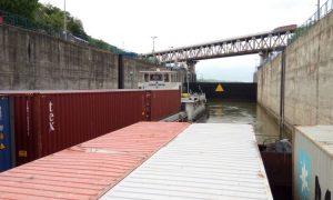 Украинское дунайское пароходство: более трех тысяч контейнеров за полгода