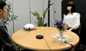 В Японии создали робота с искусственным интеллектом, способным понимать смех