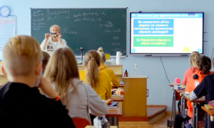 Первый в Украине: Львов вводит единый электронный дневник для всех школ