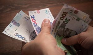 Жителям Закарпатья выплатят разовую помощь: названо условие