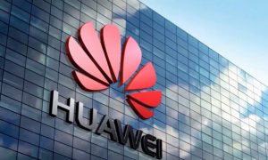 Китайская Huawei перевозит российских сотрудников в Казахстан — СМИ