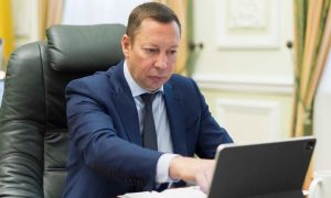 Глава НБУ подал в отставку и объяснил причину