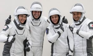 SpaceX запустила корабль Crew Dragon с россиянкой на борту на фоне войны рф против Украины