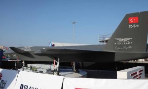 «Совершит революцию в истории боевых действий»: в Турции прошли испытания беспилотного истребителя