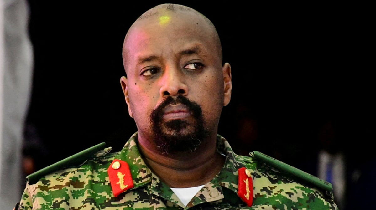 Президент Уганди перепросив за слова свого сина, який погрожував вторгненням до Кенії