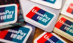 Из-за «опустошающего» наплыва россиян. Финляндия прекратила принимать карты UnionPay