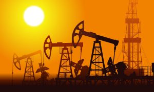 Ослабление доллара США подтолкнуло нефть: цены растут - Reuters