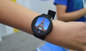 В Сети появились первые фото умных часов Pixel Watch от Google