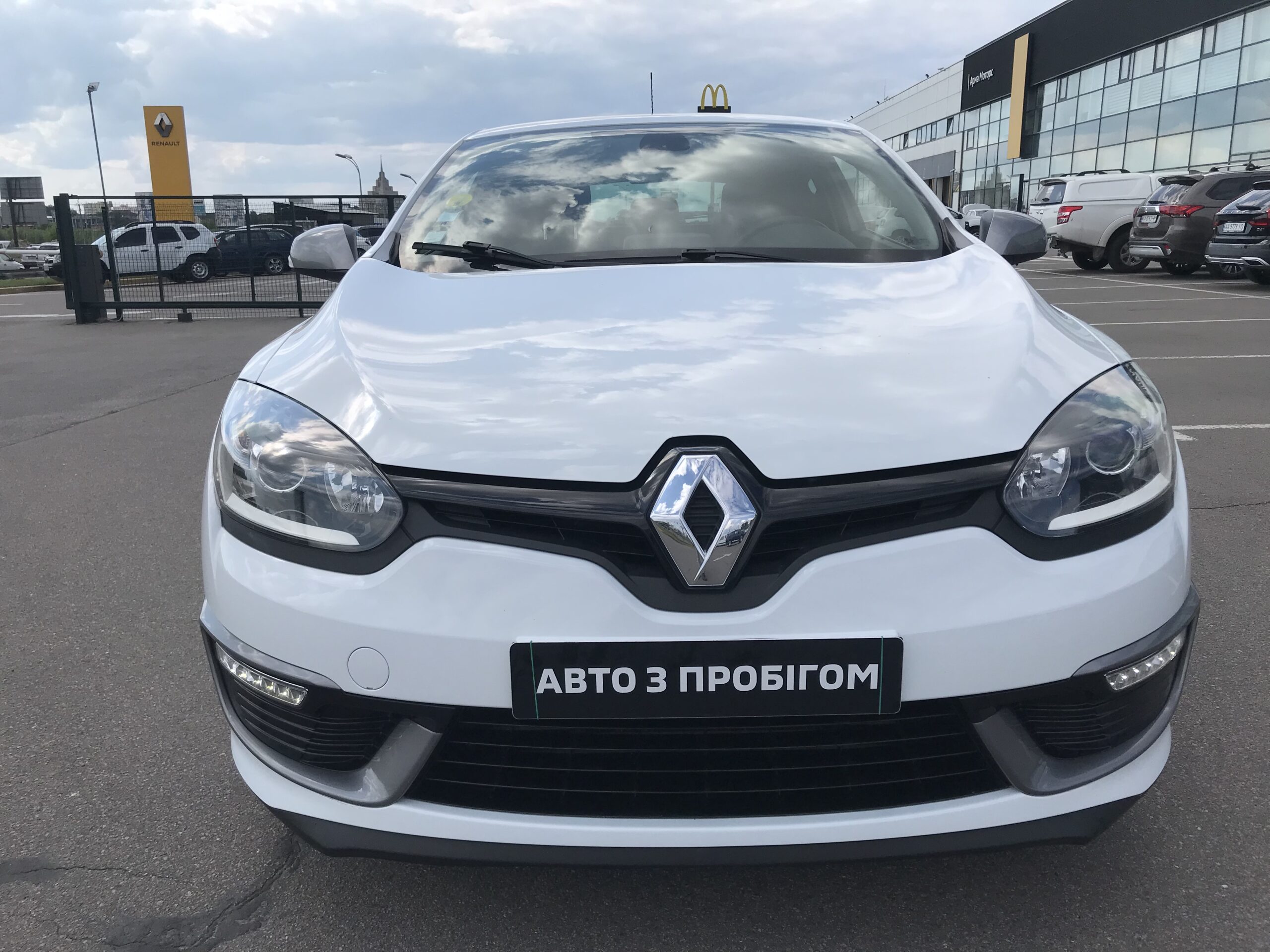 В Украину сокращается ввоз подержанных иномарок. Топ-10 моделей сентября