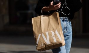 Известный бренд одежды «сменит вывеску» и останется работать в рф 