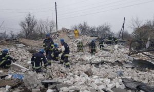 Спасатели сообщили об увеличении количества жертв ракетного удара по Вольнянску