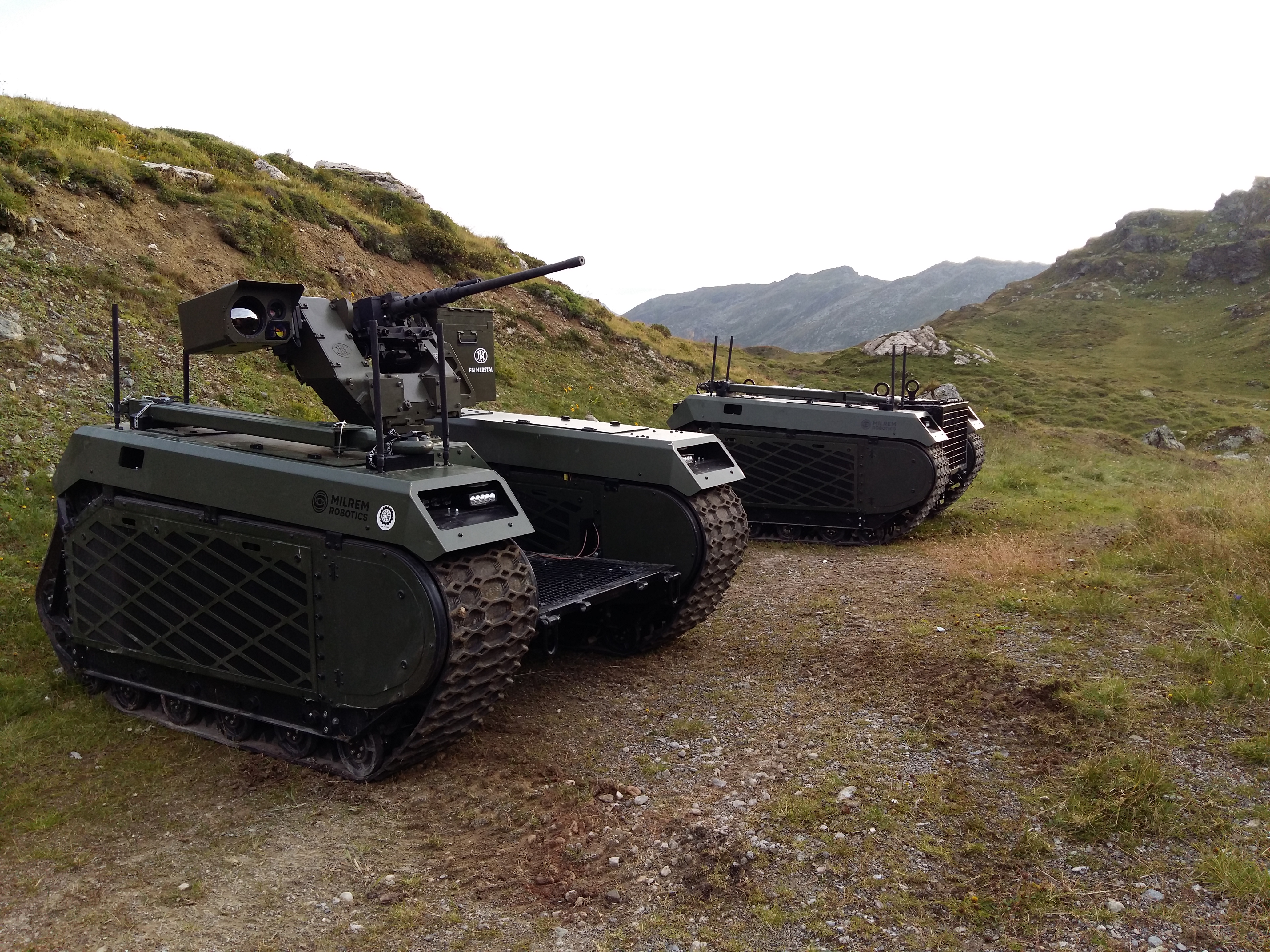 Германия закупит для Украины 14 наземных беспилотников THeMIS