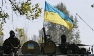 В Луганской области оккупанты боятся формировать склады и хранят боеприпасы в фурах — Гайдай