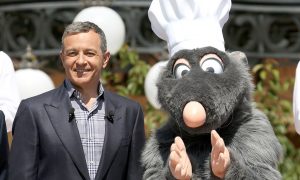 Старый новый СЕО. Disney сменила руководителя компании прямо перед праздничным сезоном