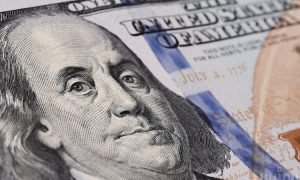 Экономика сегодня: санкции, автопром, доходы банков, цены на нефть – новости понедельника