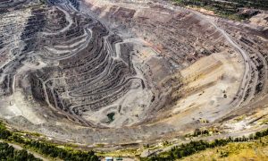 Комбинаты известного олигарха заподозрили в неуплате 10 млрд налогов