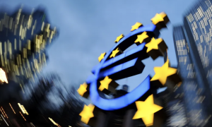 Уровень инфляции в еврозоне снизился впервые за много месяцев