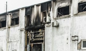 Дроны-камикадзе разрушили депо «Новой почты» в Днепре, большинство посылок сгорели