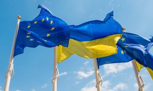 В 2023 году ЕС планирует выделять Украине ежемесячно миллиарды евро