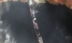 Фото: обнародованы спутниковые снимки взорванных рашистами мостов на Херсонщине