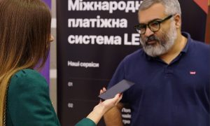 P2P-переводы станут доступны в Европе: советник главы правления IBOX BANK рассказал о новой услуге