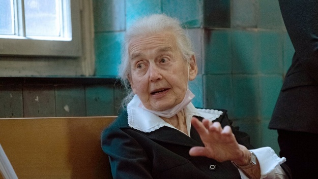 94-летняя немка, которая не раз отрицала Холокост, проведет год за решеткой