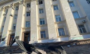 Оккупанты снова ударили по Херсону: есть погибшие