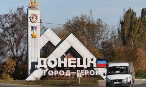 Видео: в центре оккупированного Донецка раздались взрывы