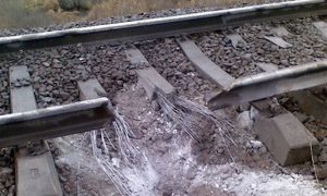 Видео: российские партизаны взорвали железную дорогу под Ростовом